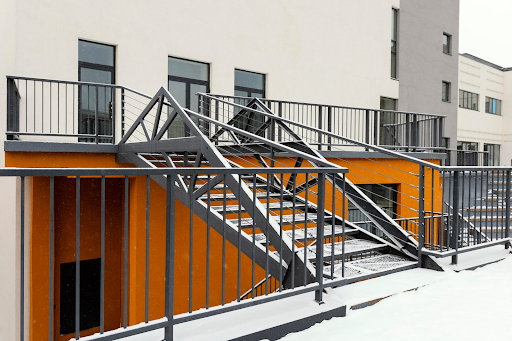 Aluminum Railings: Beauty and Security